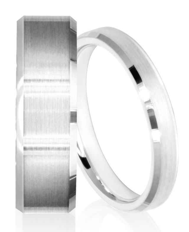 Platinum ring design at Babber Jewellers