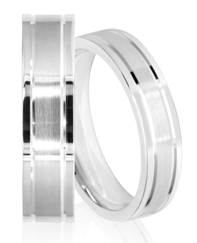 Platinum ring design at Babber Jewellers